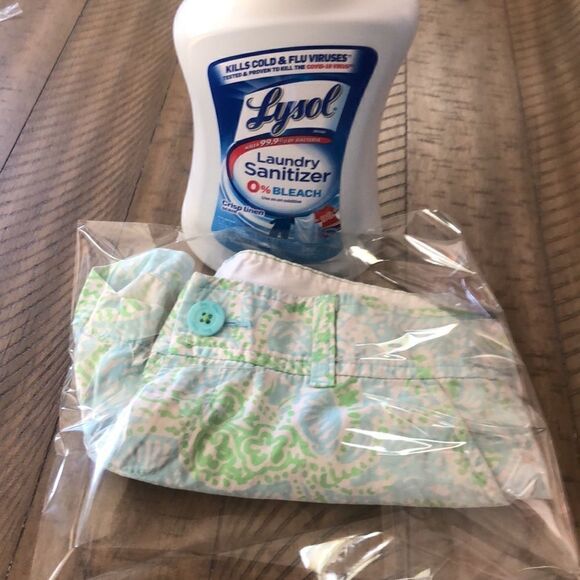 Lilly Pulitzer Walsh Shorts Hidden crab 🦀 and Shells 🐚 in Soft Blue & Green. - Picture 16 of 17